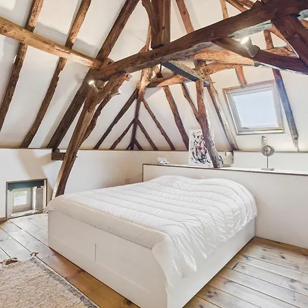 A La Campagne, Belle Maison Pour 8 Avec Piscine Holiday home *
